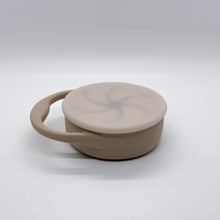 Load image into Gallery viewer, Collapsible Snack Cups w/ Lids