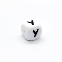 Load image into Gallery viewer, 12mm Silicone Letter Beads