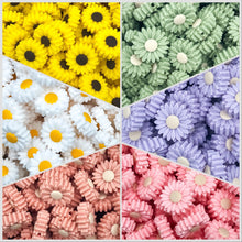 Load image into Gallery viewer, New 22mm Mini Daisy Beads