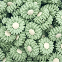 Load image into Gallery viewer, New 22mm Mini Daisy Beads